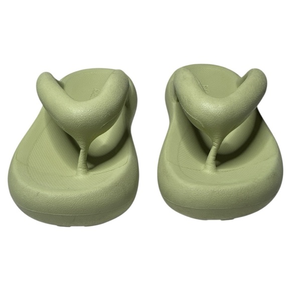 Axel Arigato Delta Flip Flops Light Green 7/7.5 - Picture 4 of 11